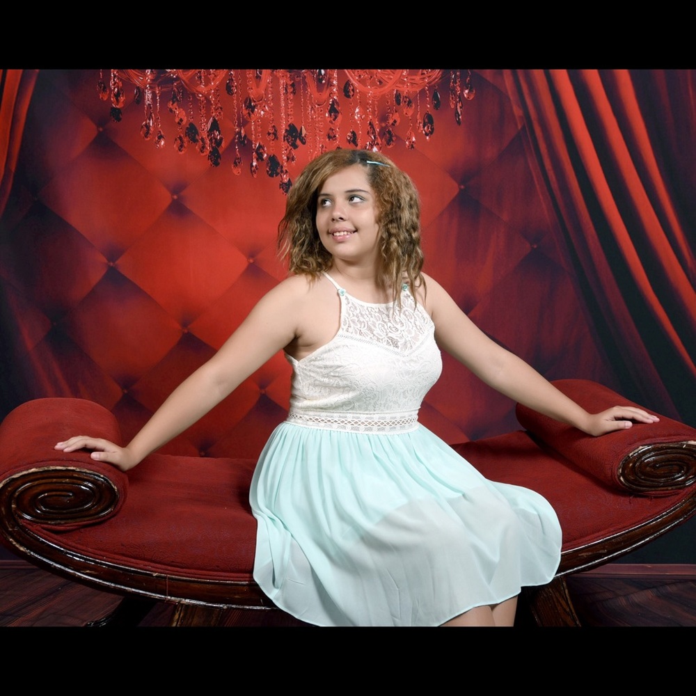 Meet your Posher, Karina